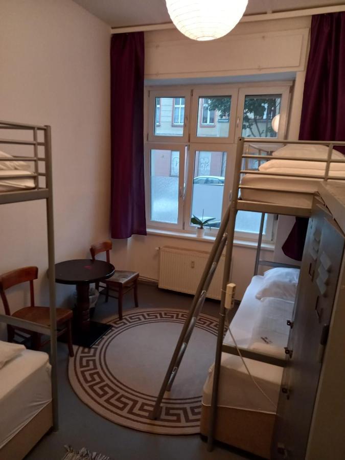 Corner Hostel Berlin Prenzlauer Berg Exteriör bild